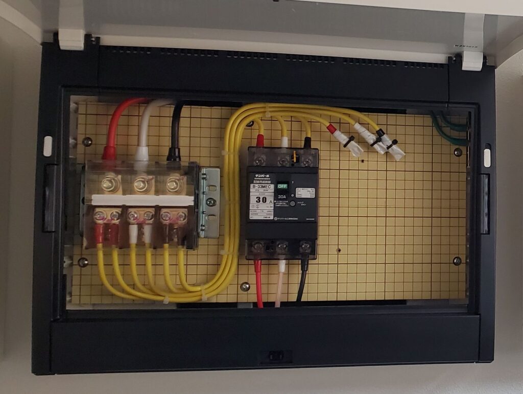 商用電源用分岐盤